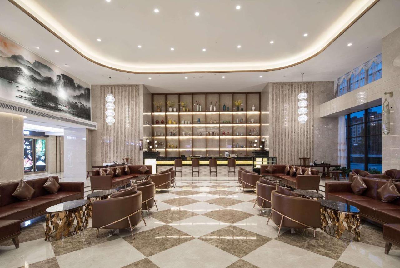 Ramada Plaza By Wyndham Enshi Ξενοδοχείο Εξωτερικό φωτογραφία